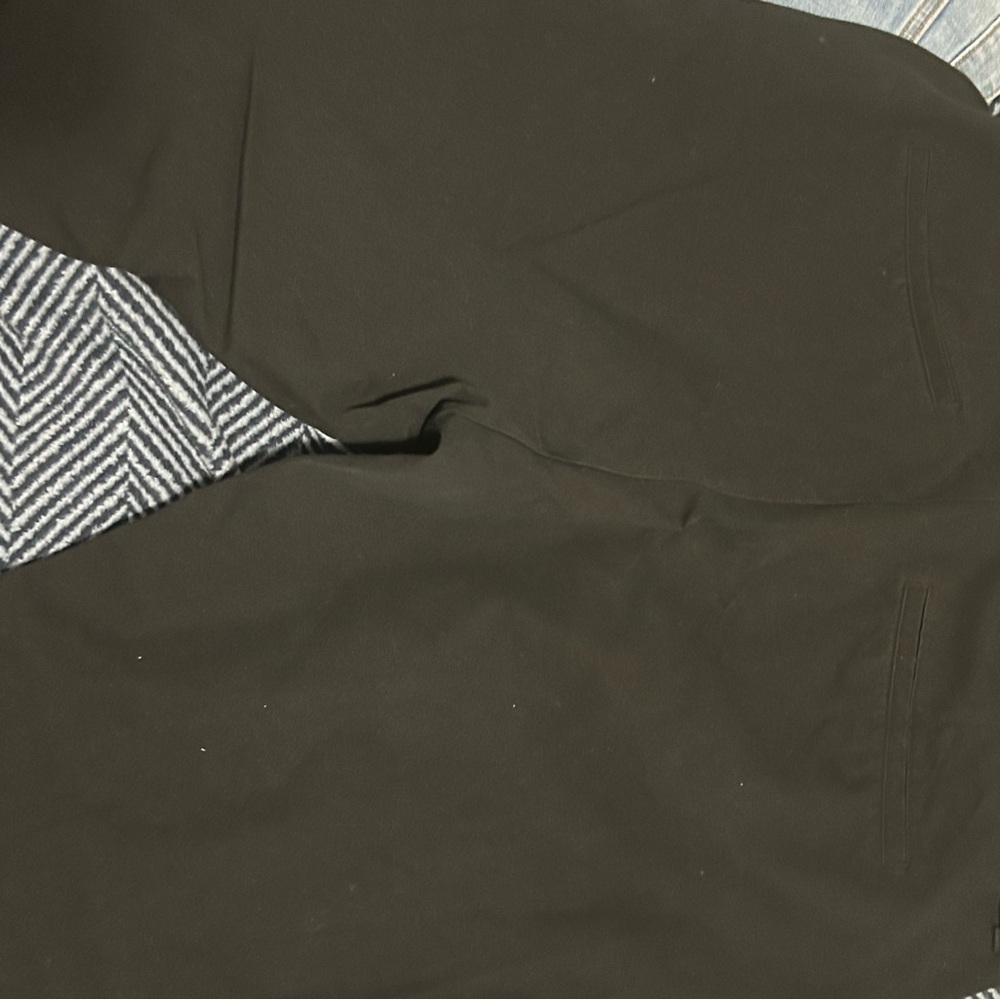 Old Navy Women Black Pixie Pants - Size 20 - Picture 3 of 3